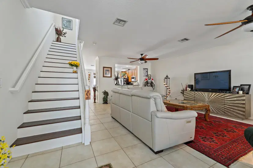 Picture of 1302 Sunshine Drive, Jupiter FL 33458