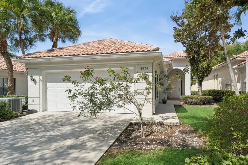 Picture of 2024 Valencia Drive, Delray Beach FL 33445