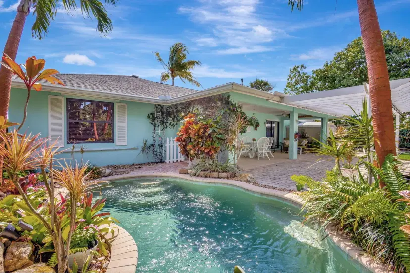Picture of 142 Queens Lane, Royal Palm Beach FL 33411