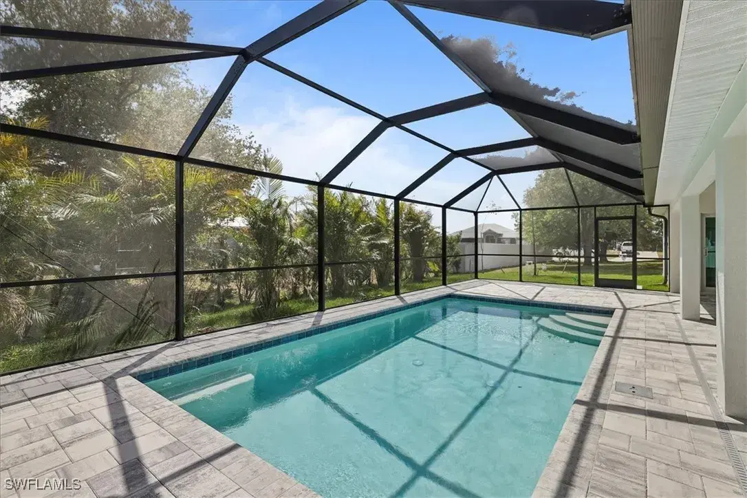 Picture of 2423 NW 20Th Pl, Cape Coral, FL 33993