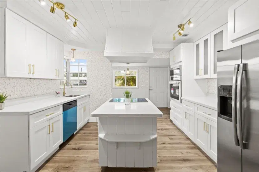 Picture of 379 Garden Boulevard, Palm Beach Gardens FL 33410