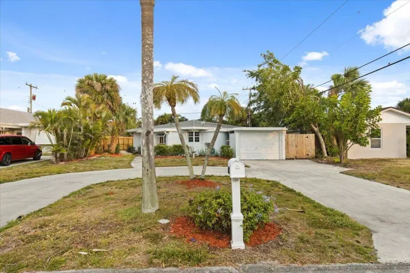 Picture of 379 Garden Boulevard, Palm Beach Gardens FL 33410