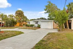 Picture of 379 Garden Boulevard, Palm Beach Gardens, FL 33410