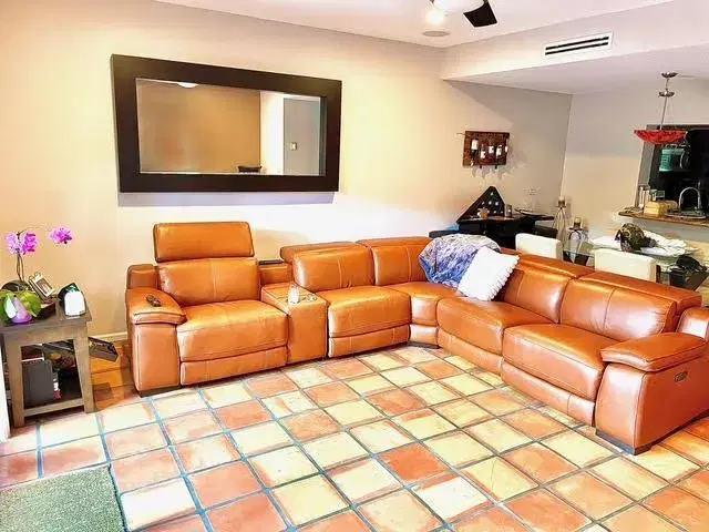 Picture of 610 SE 14Th Court 6, Fort Lauderdale FL 33316