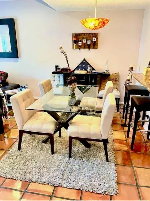 Picture of 610 SE 14Th Court 6, Fort Lauderdale FL 33316