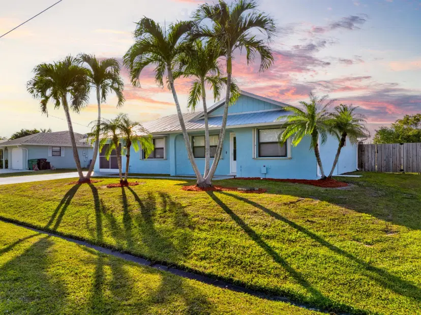 Picture of 1612 SE Mariana Road Se, Port St Lucie FL 34952