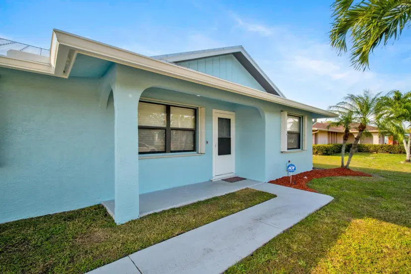 Picture of 1612 SE Mariana Road Se, Port St Lucie FL 34952