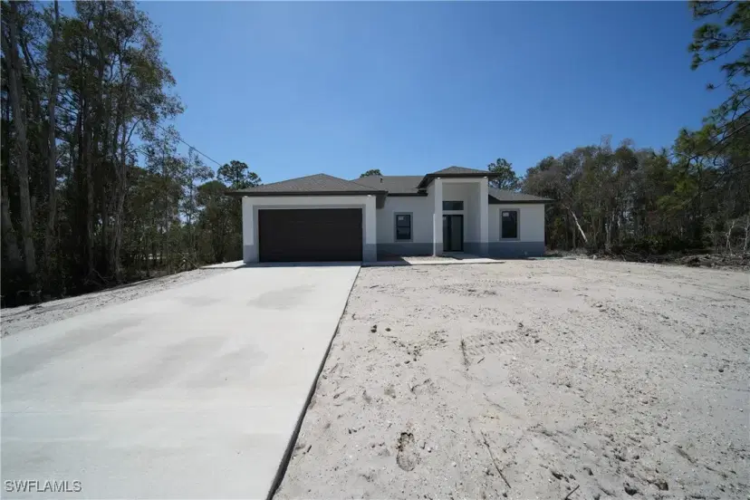 Picture of 712 Goldwyn Ave S, Lehigh Acres FL 33974