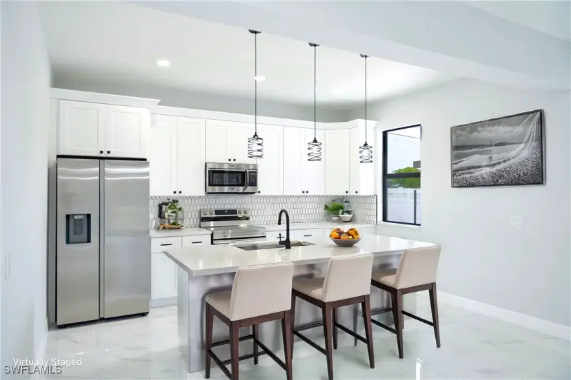 Picture of 712 Goldwyn Ave S, Lehigh Acres FL 33974