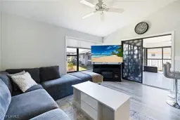 Picture of 5805 Trailwinds Dr 326, Fort Myers, FL 33907