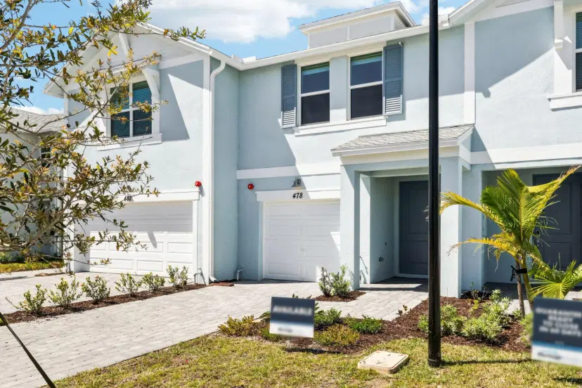 Picture of 478 Salisbury Circle, Fort Pierce FL 34982