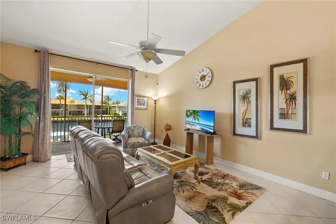 Picture of 4560 SE 5Th Pl 209, Cape Coral, FL 33904