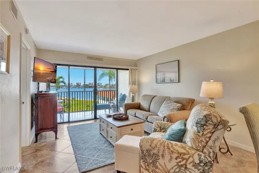 Picture of 750 W Elkcam Cir 318, Marco Island FL 34145