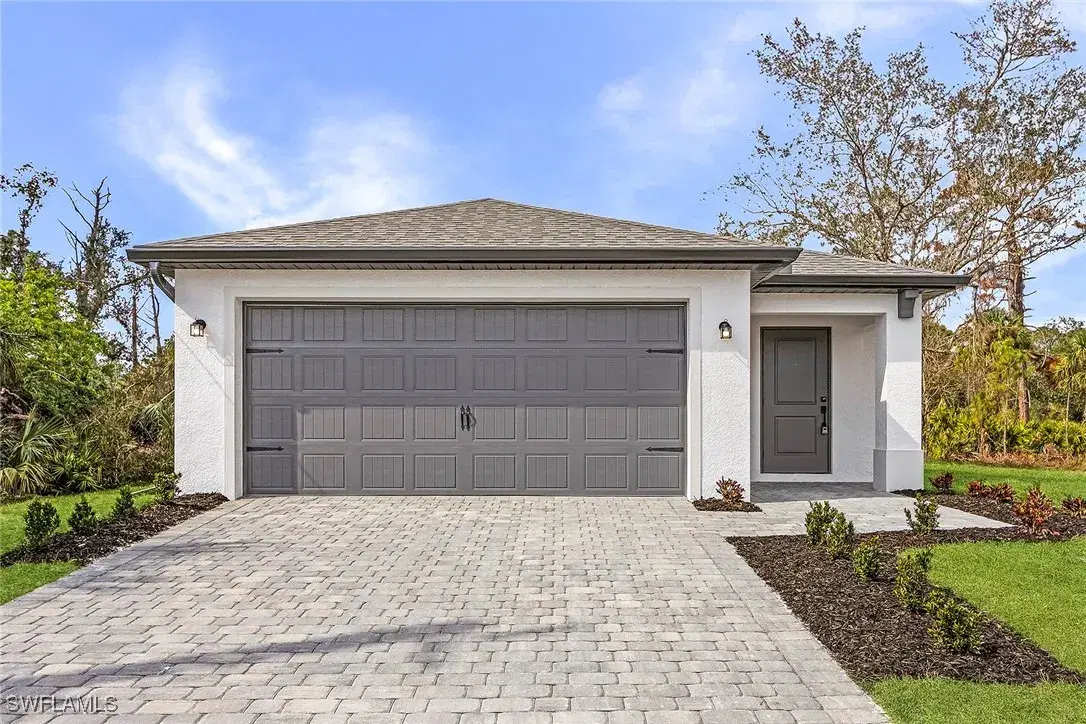 Picture of 434 Parkdale Blvd, Lehigh Acres, FL 33974