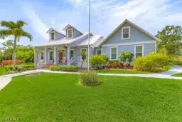 Picture of 5840 Standing Oaks Ln, Naples, FL 34119