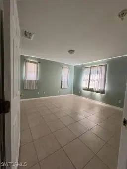 Picture of 850 Bell Blvd S, Lehigh Acres, FL 33974