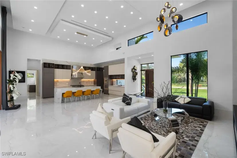 Picture of 390 3Rd St Nw, Naples FL 34120
