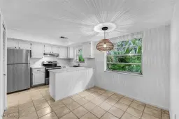 Picture of 3200 Binnacle Dr B4, Naples, FL 34103