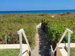 Picture of 2103 S Ocean Boulevard 4-D, Delray Beach, FL 33483