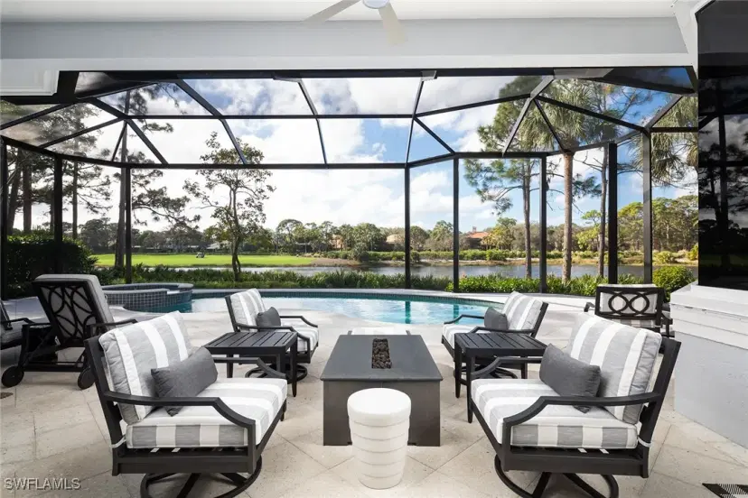 Picture of 948 Barcarmil Way, Naples FL 34110