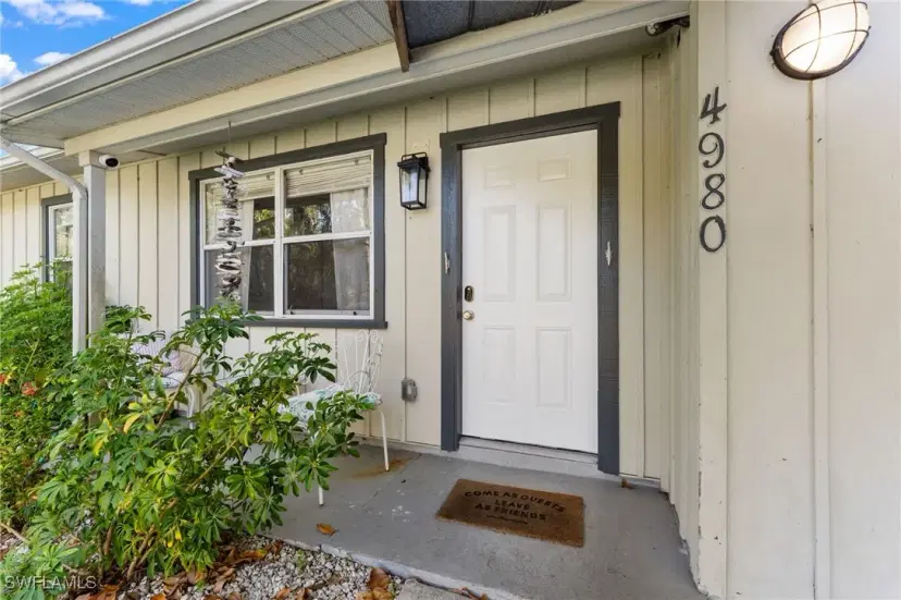 Picture of 4980 Palmetto Ct, Naples FL 34112