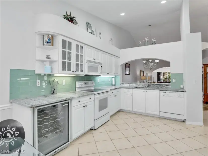 Picture of 5774 Greenwood Cir 64, Naples FL 34112
