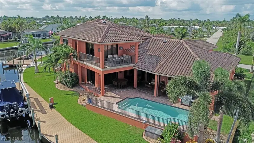 Picture of 447 Avalon Dr, Cape Coral FL 33904