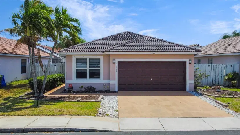 Picture of 16420 NW 22Nd St, Pembroke Pines FL 33028