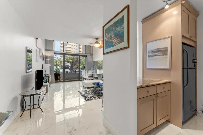 Picture of 3589 S Ocean Boulevard 6, South Palm Beach FL 33480