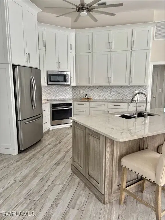 Picture of 1850 Crayton Rd, Naples FL 34102