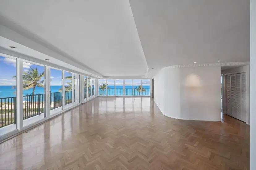 Picture of 150 N Ocean Boulevard 403, Palm Beach FL 33480