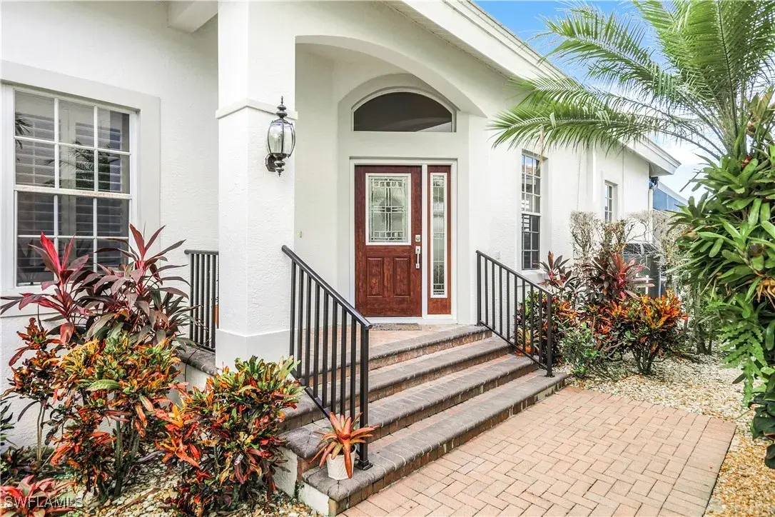 Picture of 3804 Clipper Cove Dr, Naples, FL 34112