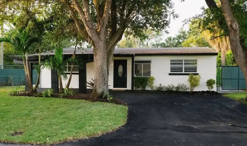 Picture of 4256 S Mary Circle, Palm Beach Gardens FL 33410