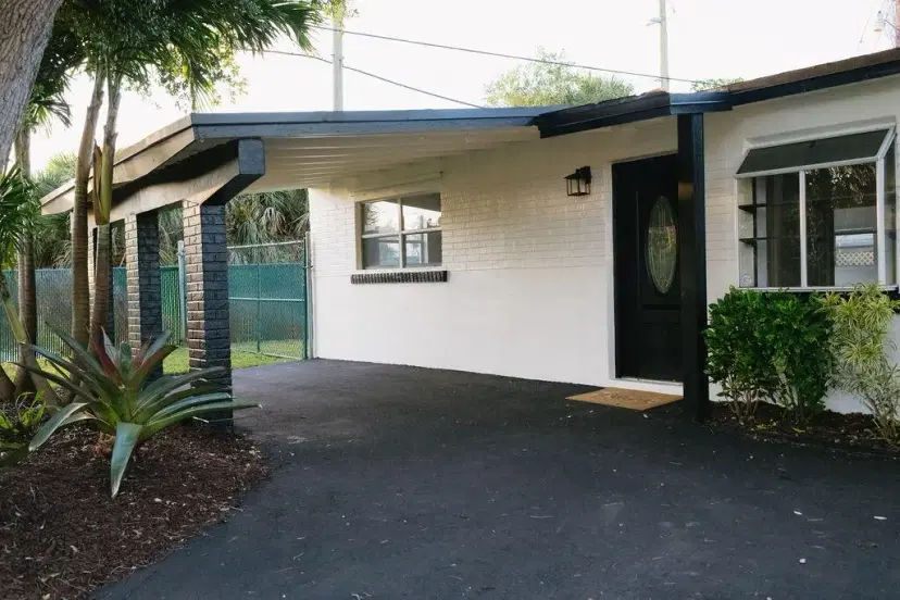Picture of 4256 S Mary Circle, Palm Beach Gardens FL 33410