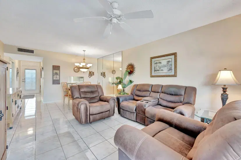 Picture of 2951 NW 46Th Avenue 403, Lauderdale Lakes FL 33313