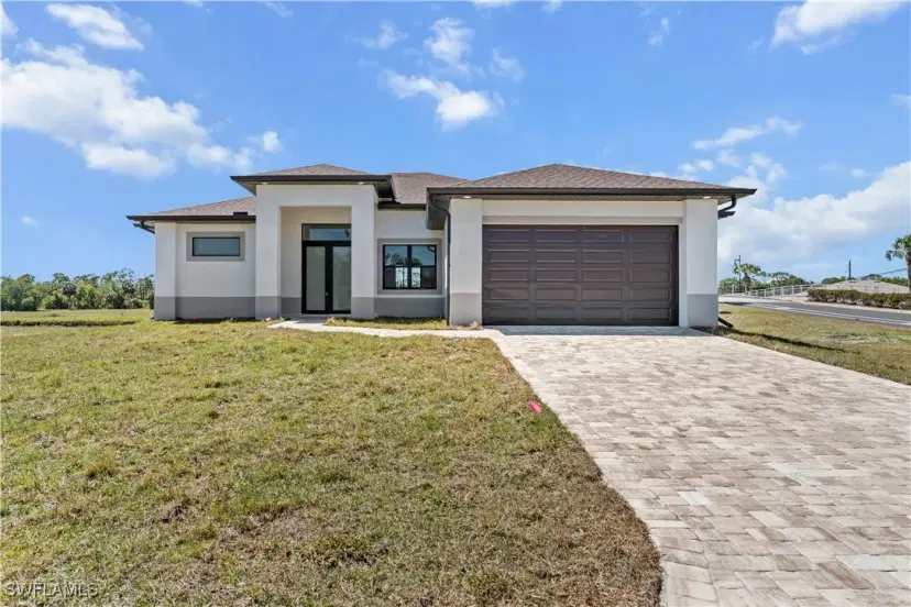 Picture of 197 Rotonda Cir, Rotonda West FL 33947