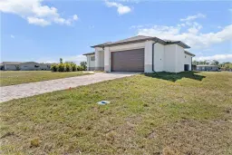 Picture of 197 Rotonda Cir, Rotonda West, FL 33947