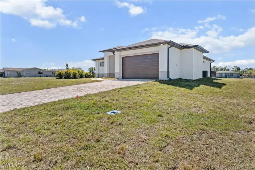 Picture of 197 Rotonda Cir, Rotonda West FL 33947