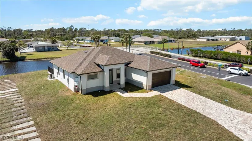 Picture of 197 Rotonda Cir, Rotonda West FL 33947