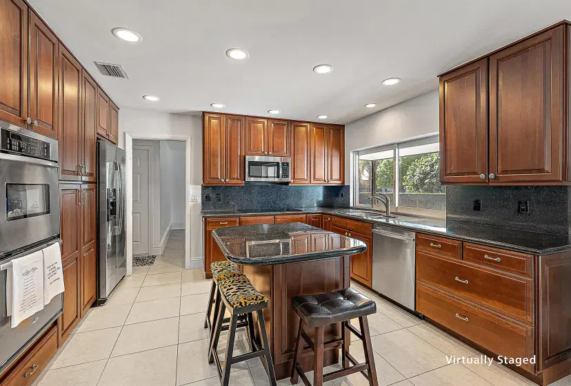 Picture of 121 River Drive, Tequesta FL 33469