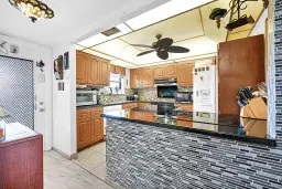 Picture of 10442 Sunrise Lakes Blvd 312, Sunrise, FL 33322