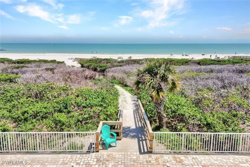 Picture of 827 E Gulf Dr K8, Sanibel FL 33957