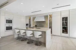 Picture of 200 SE Mizner Boulevard 605, Boca Raton, FL 33432