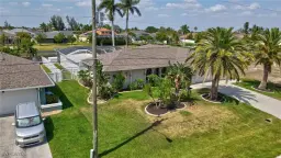 Picture of 423 SE 17Th St, Cape Coral, FL 33990