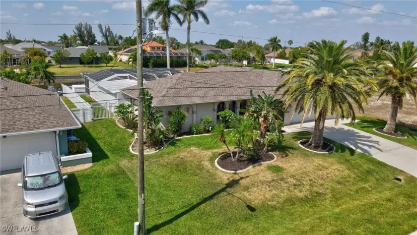 Picture of 423 SE 17Th St, Cape Coral FL 33990