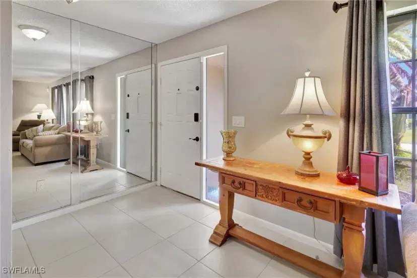 Picture of 423 SE 17Th St, Cape Coral FL 33990