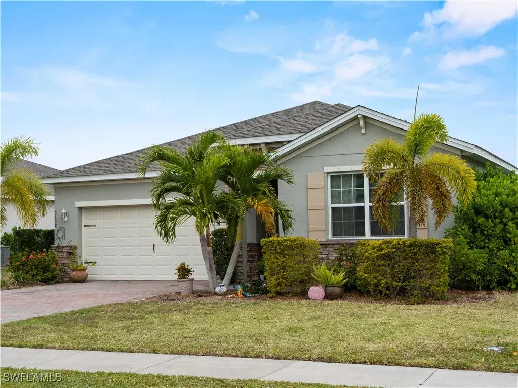 Picture of 3132 Amadora Cir, Cape Coral, FL 33909