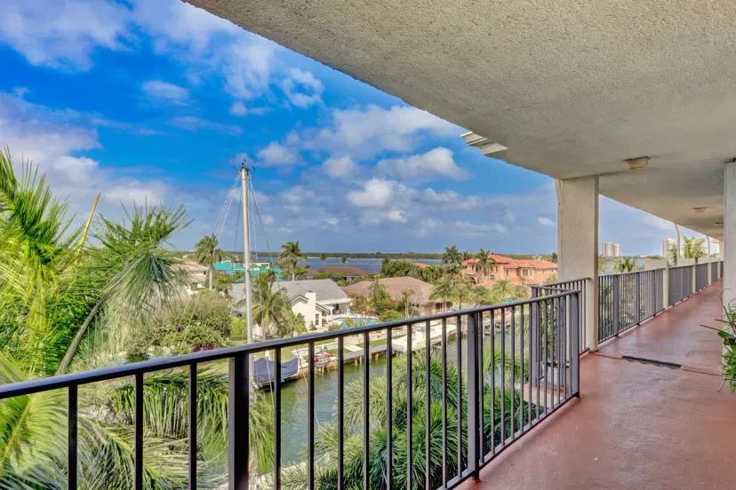 Picture of 109 Paradise Harbour Boulevard 508, North Palm Beach FL 33408