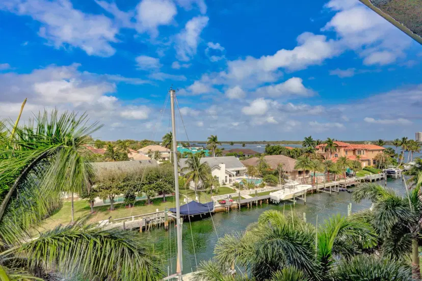 Picture of 109 Paradise Harbour Boulevard 508, North Palm Beach FL 33408
