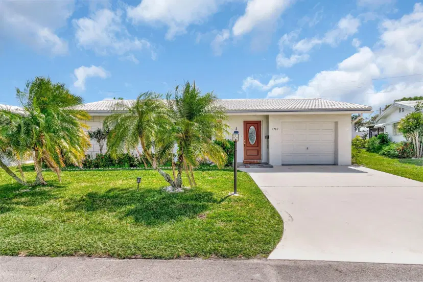 Picture of 1702 SW 14Th Avenue, Boynton Beach FL 33426
